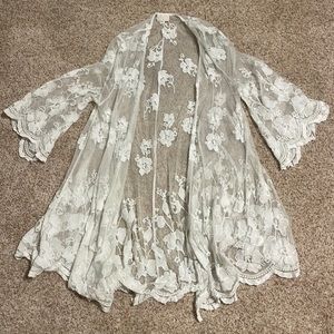 White flower pattern Cardigan
